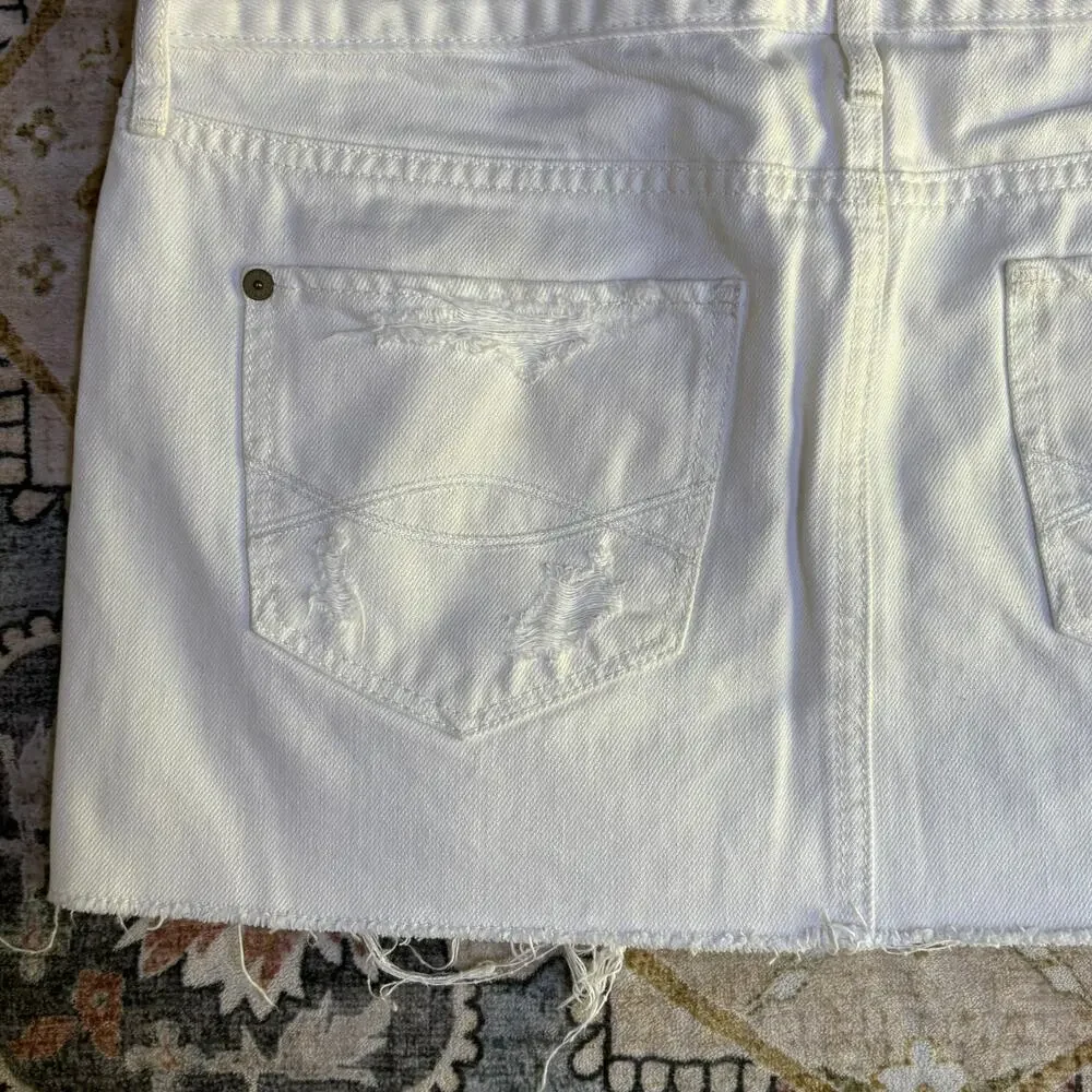 Abercrombie and Fitch Micro Mini White Denim Jean Skirt Early 2000s Y2k Size 6 - Picture 4 of 10